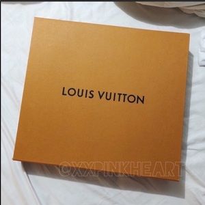 NEW | LOUIS VUITTON EXTRA LARGE BOX
